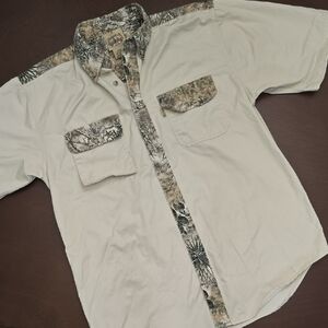 GAME GUARD Men's Beige and Camouflage Button-Up Shirt M